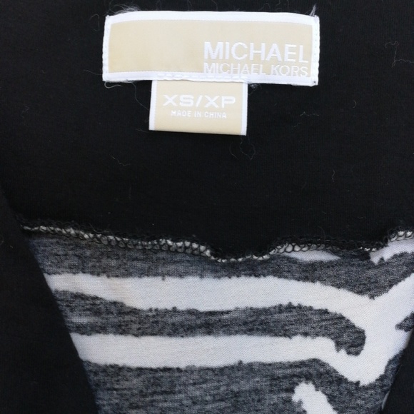 Michael Kors top black and white zebra print - Picture 3 of 8